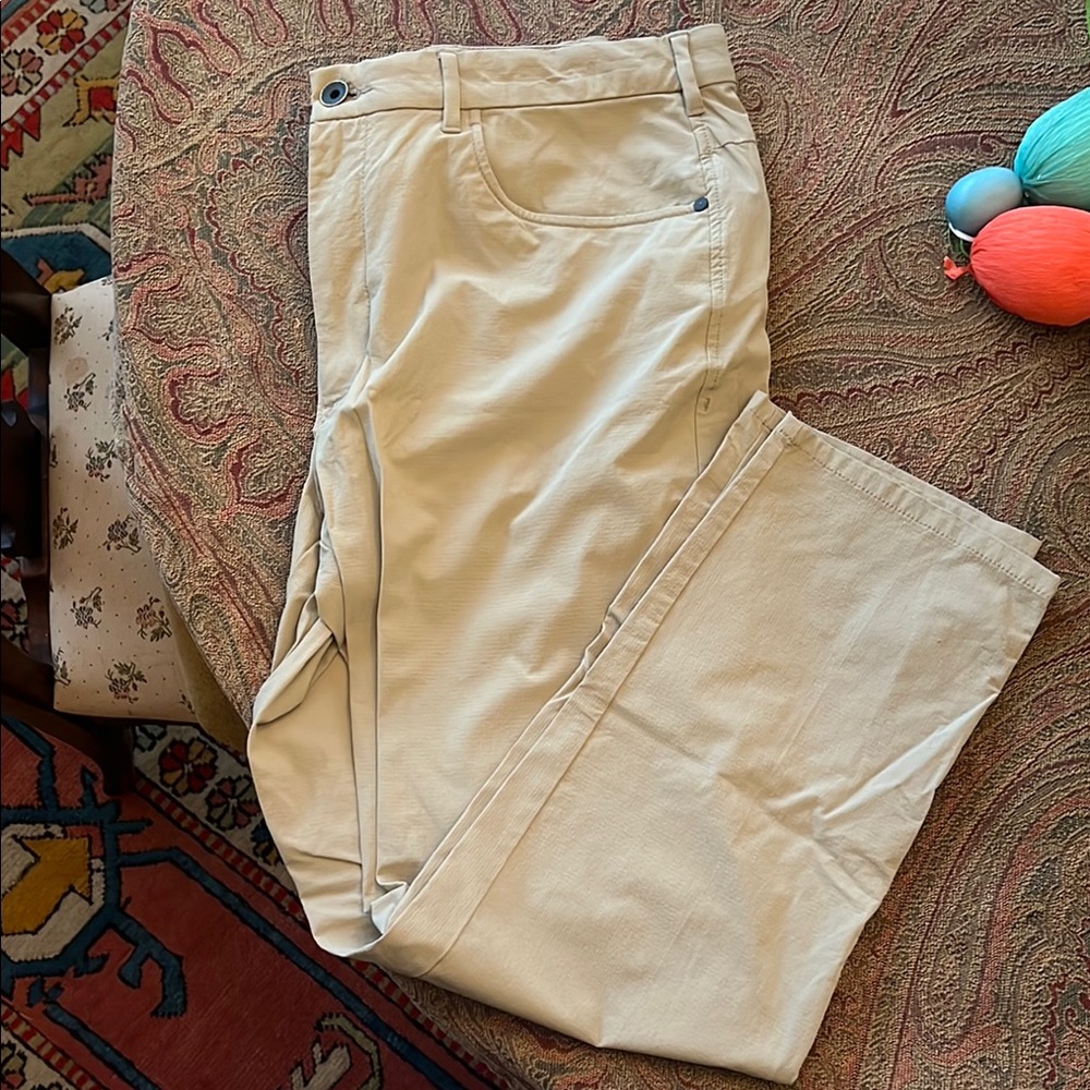 Tommy Bahama Tan Chinos Relaxed Fit